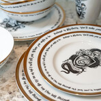 Harry Potter Hogwarts House Logos // 16-Piece Ceramic Dinnerware Set