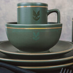 HALO // Master Chief 117 Stoneware 8-Piece Dinnerware Set // Plates, Bowls, Mugs