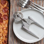 Star Trek // Discovery Crossfield Starship Metal Pizza Cutter