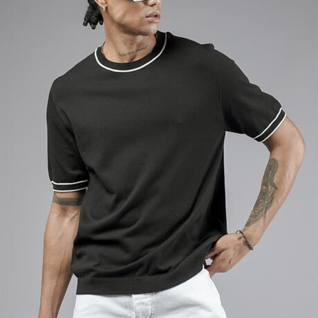Crewneck Striped Details Knit Shirt // Black (S)