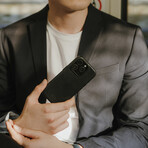 Clop Leather Magnetic Case // iPhone 16 Pro (Raven)