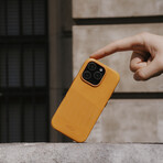 Herring Leather Magnetic Case // iPhone 16 Pro (Caramel)