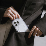 Aura Clear Magnetic Case (iPhone 16)