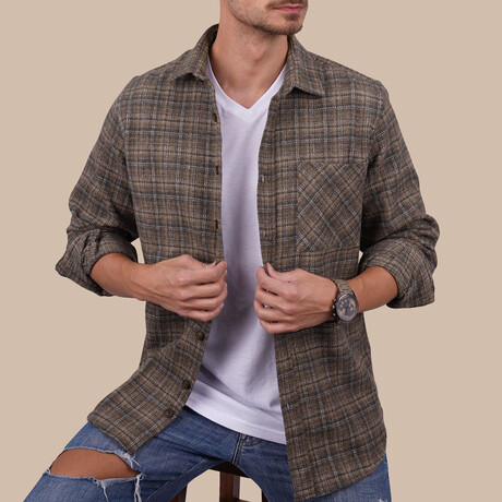 Plaid // Button-Up Shirt // Oversize Fit // Brown (S)