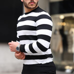 Crewneck Striped Knit Pullover // Black (XL)