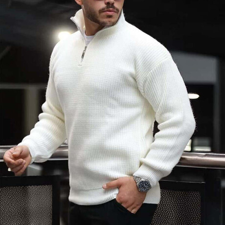 Knit Quarter-Zip Sweater // White (M)
