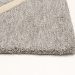 Timeless Grey Rug (5'0"W x 7'7"L)