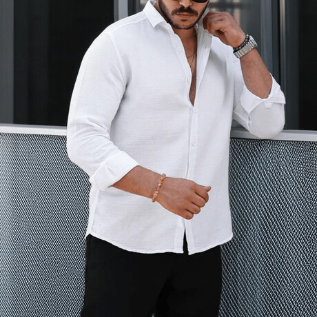 Solid Textured Long-Sleeve Button-Up Shirt // White (S)