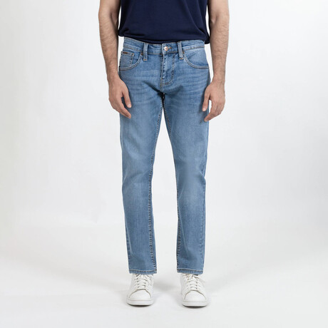 Light Wash Slim Fit Jeans - Ultra // Indigo (28/30)