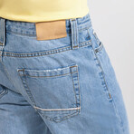 Light Wash Slim Straight Selvedge Jeans - Stud // Indigo (28/32)