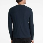 Carver Regular Fit Ls Henley With Shoulder Detail // Ink Blue (XS)