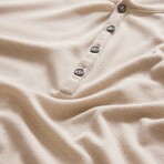 Carver Regular Fit Ls Henley With Shoulder Detail // Wheat (XS)