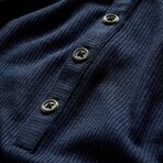 Carver Regular Fit Ls Henley With Shoulder Detail // Ink Blue (XS)