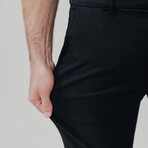 Black UltraFlex Slim Chino // Black (30/30)