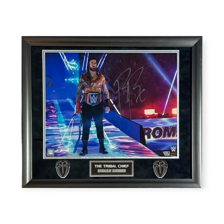 Roman Reigns // Signed Photo + Framed // Entrance
