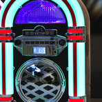 Broadway Desktop Bluetooth Jukebox (Black)