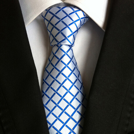 Formal Men’s Necktie // White & Blue Lattice Pattern
