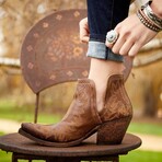 Ariat // Women's // Dixon Western Bootie // Naturally Distressed Brown (6)