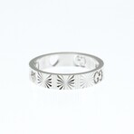 Gucci // 18k White Gold Icon Ring // Ring Size: 7.25 // Store Display