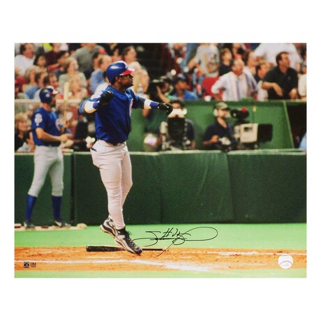 Sammy Sosa // Chicago Cubs // Signed Home Run Jump Celebration Photo