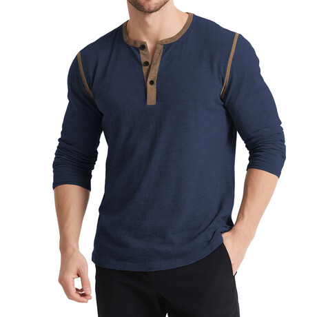 Contrast Details Henley Shirt // Navy Blue (XS)