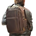 Santiel Medium Laptop Backpack - Vaquetta Leather (Black)