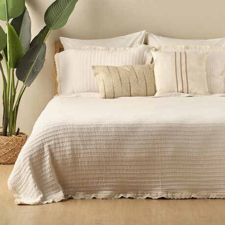 Vintage Coverlet with Shams