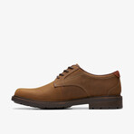 Un Shire Low Leather Oxfords // Beeswax (US: 9)