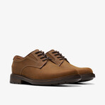 Un Shire Low Leather Oxfords // Beeswax (US: 9)