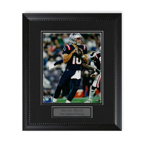 Drake Maye // New England Patriots // Unsigned Photo + Framed // Run
