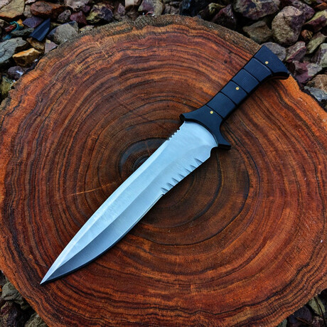 The Resident Evil 4 "Leon Kennedy Knife" // Straight Back