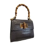 E230083f1da28f593a7674c4341094b9 small