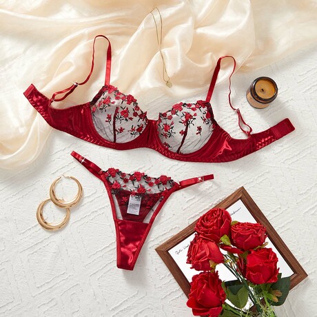 Rose Embroidered Lingerie 2 Piece Set // Red (S)