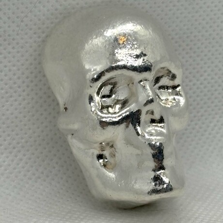SKULL -  5 TROY OUNCES