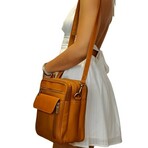 Daza Messenger Bag Vaquetta Leather (Tan)