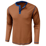 Long-Sleeve Waffled w/ Contrast Details Henley // Khaki (XS)