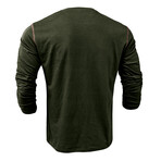 Long-Sleeve w/ Chest Pocket & Contrast Details Henley // Dark Green (XS)