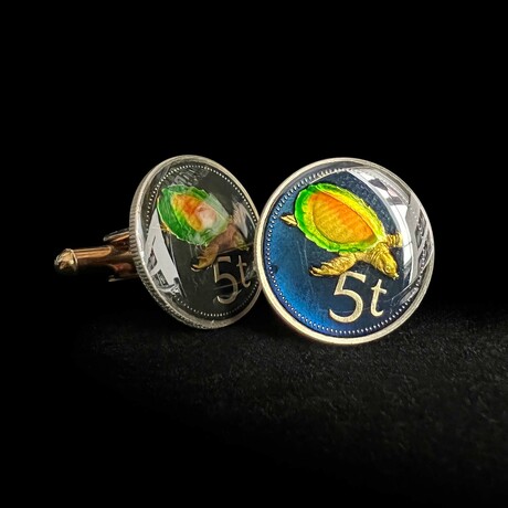 Papua New Guinea // Pig-Nosed Turtle 5 Toea // Coin Cufflink