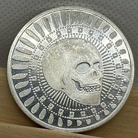 2009 Skull Side One Troy Ounce