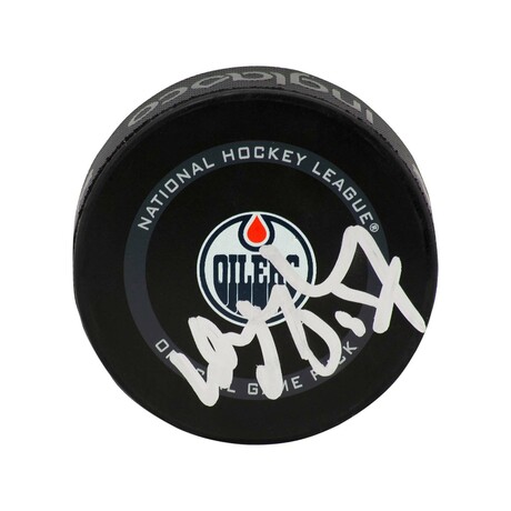 Wayne Gretzky // Edmonton Oilers // Signed Official Game Hockey Puck