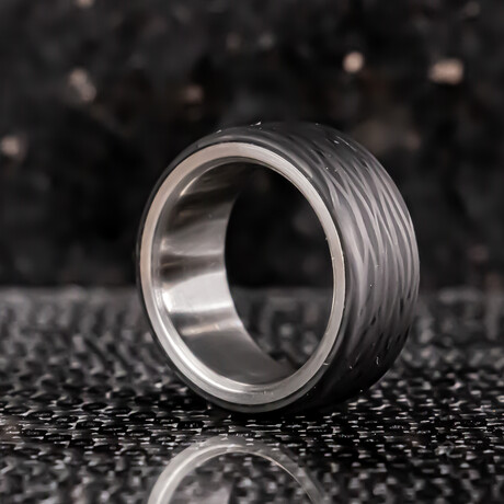 Carbon Fiber and Titanium Broad Ring (7.5)