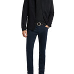 J701 - Regular Fit // Navy (28)