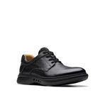 Un Briley Pace // Slip-On Sneaker // Black Leather (US: 8)