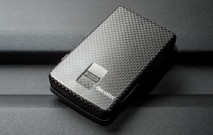 iWallet – Smart Wallet With Bluetooth and Fingerprint Reader