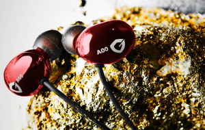 RedGiant Earphones