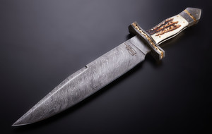 BucknBear - High Quality Damascus Knives - Touch Of Modern