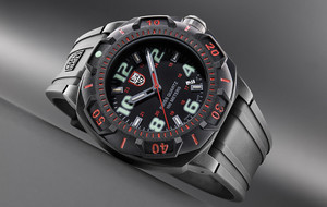 Luminox