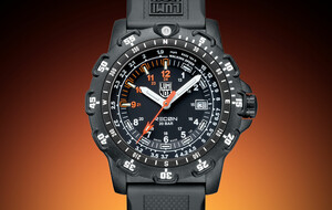 Luminox