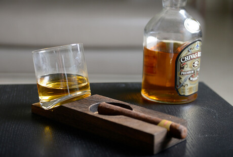 Upscale Cigar & Whisky Glasses