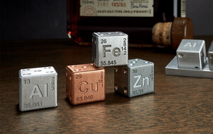 Element Dice Pure Precious Metal Plated Dice. New Box w/ Gold & Silver Dice shops